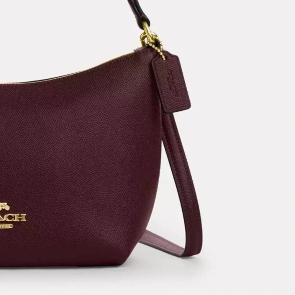 NWT COACH Zip Top‎ Leather Shoulder Bag